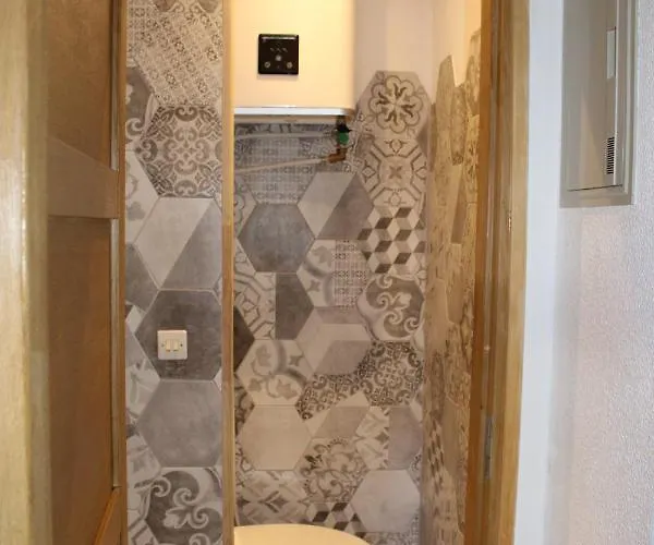 Apartamento Isard, Wifi Et Parking Gratuit, Navette Gratuite Au Pied De La Résidence, Possibilité Forfait Ménage Et Location Linge De Lit Et Toilette, à 10 Minutes à Pied Du Centre Font Romeu