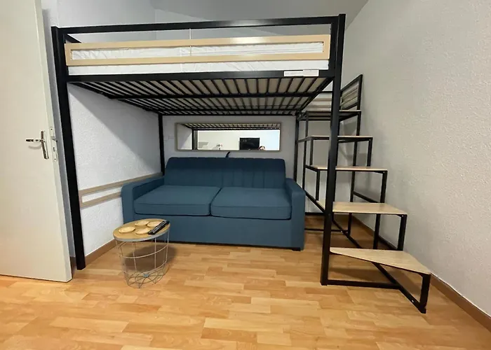 Apartamento Isard, Wifi Et Parking Gratuit, Navette Gratuite Au Pied De La Résidence, Possibilité Forfait Ménage Et Location Linge De Lit Et Toilette, à 10 Minutes à Pied Du Centre Font Romeu